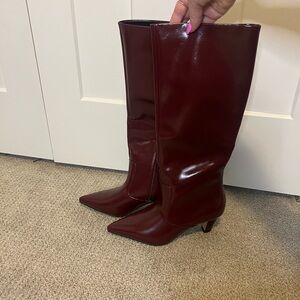 Elegant Burgundy Knee-High Women's Boots